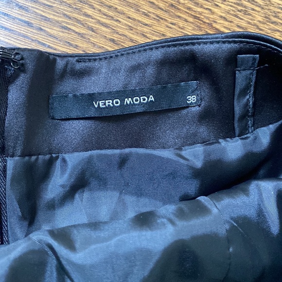 Vero Moda dress - Picture 10 of 10